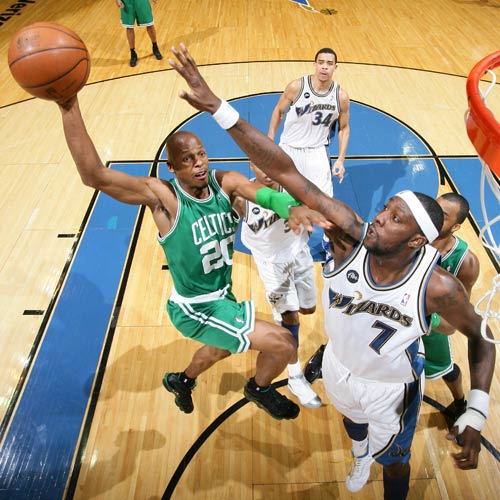 现出的团结 现出的团结