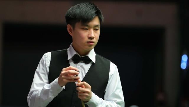 动诠释了何 动诠释了何